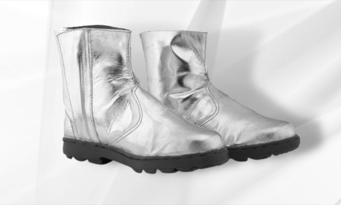 Aluminised Shoes